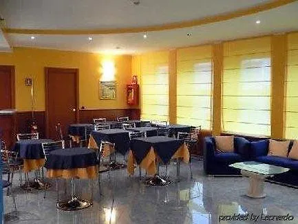 Kebhotel 3* Milán